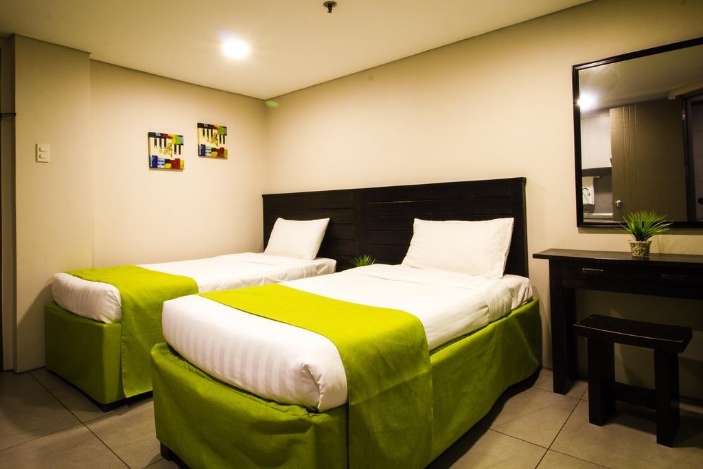 Jade Hotel y Suites Makati City Exterior foto
