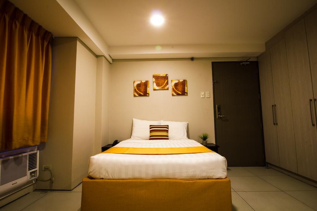 Jade Hotel y Suites Makati City Exterior foto