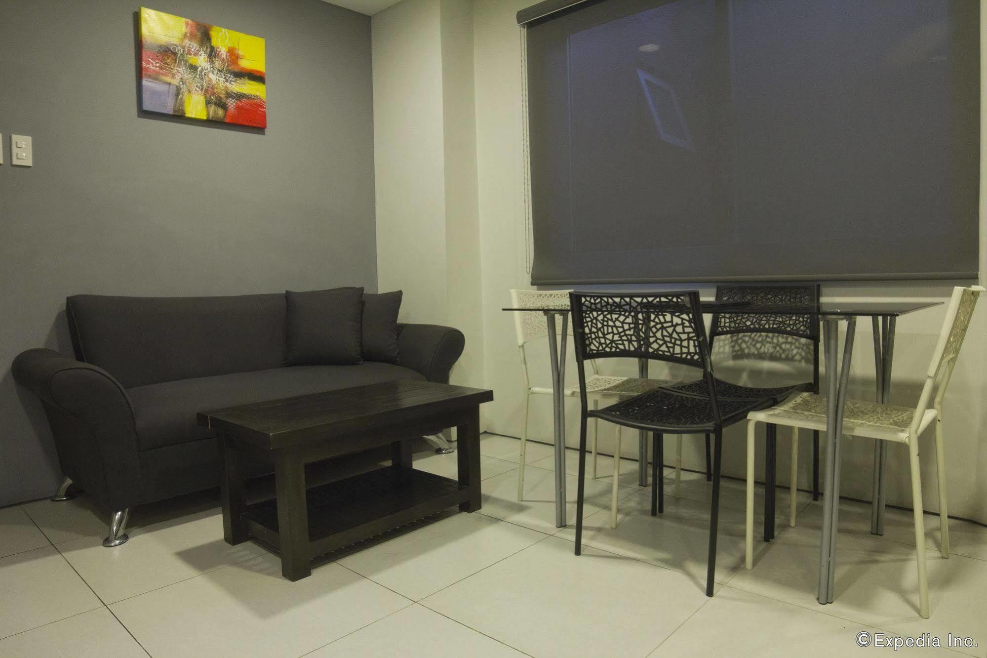 Jade Hotel y Suites Makati City Exterior foto